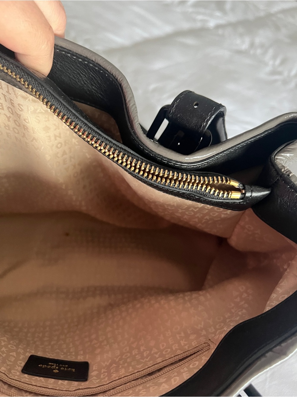 kate spade Two-Tone Patent Tote in Black and Gray - Picture 7 of 8